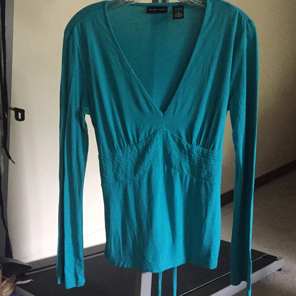 New York & Co. V Neck Long Slv Blouse S